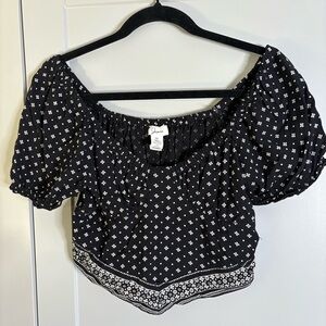 Japna Off-Shoulder Floral Crop Top | Size M